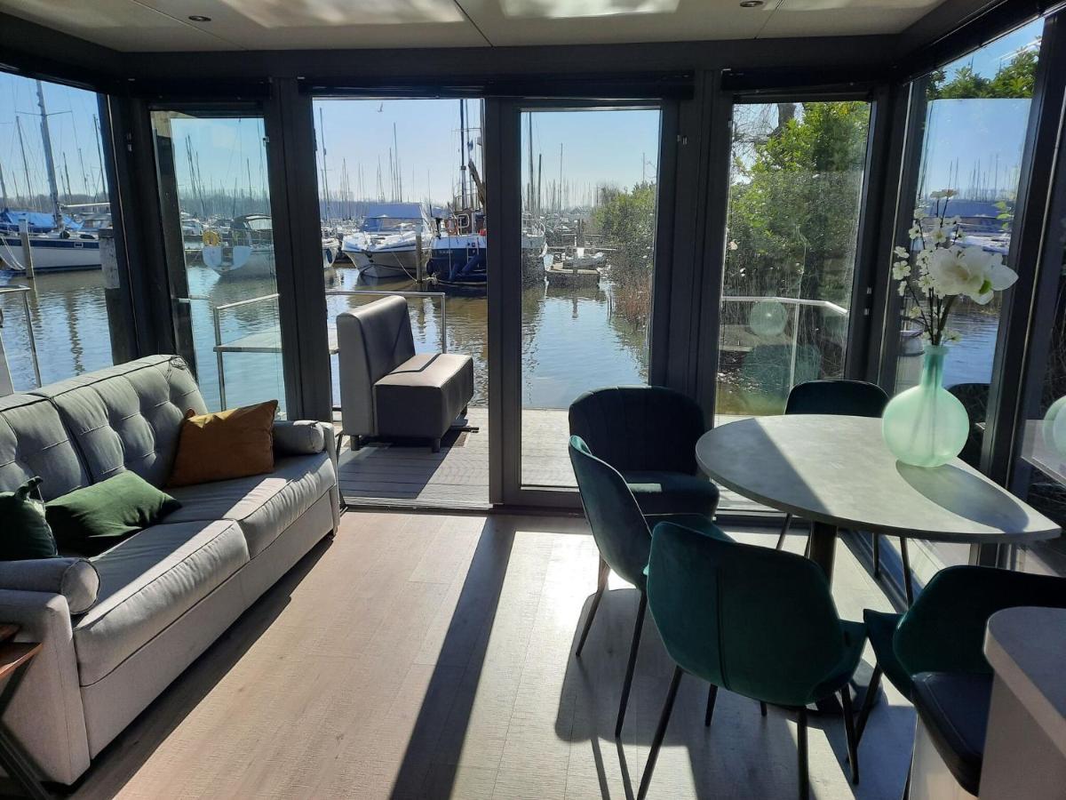 Готель Waterfront Houseboat Near The Centre Монніккендам Екстер'єр фото